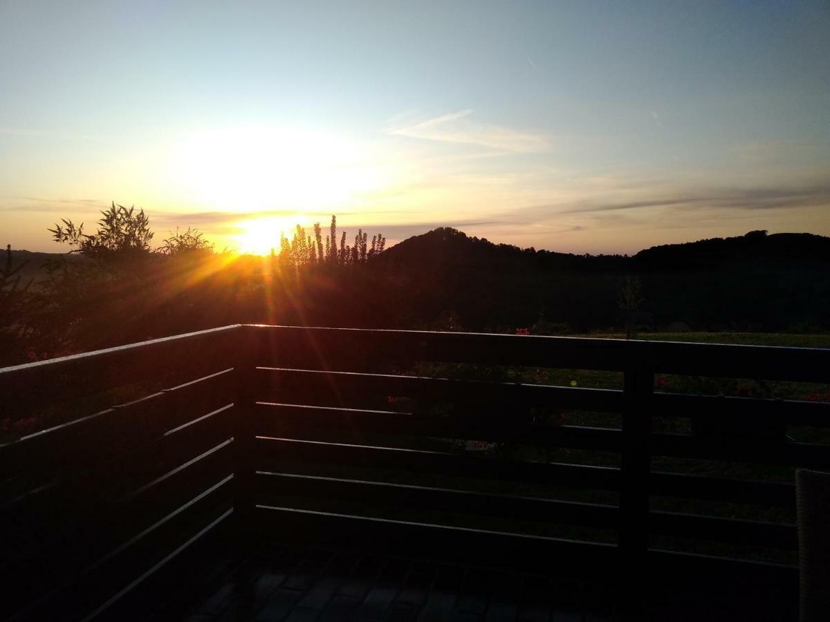 Sunrise Home Marburg Exterior foto